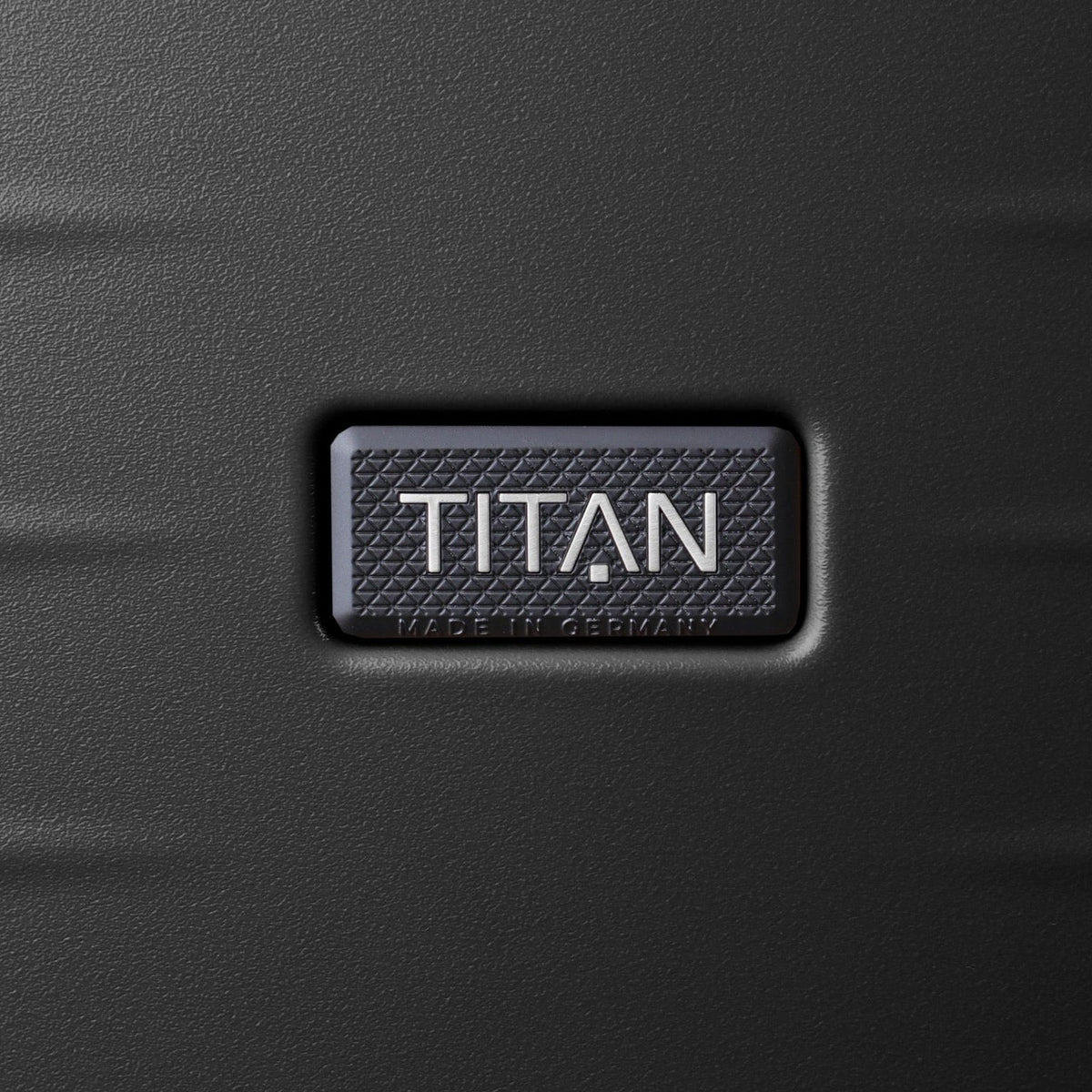 Titan Overseas Trolley L