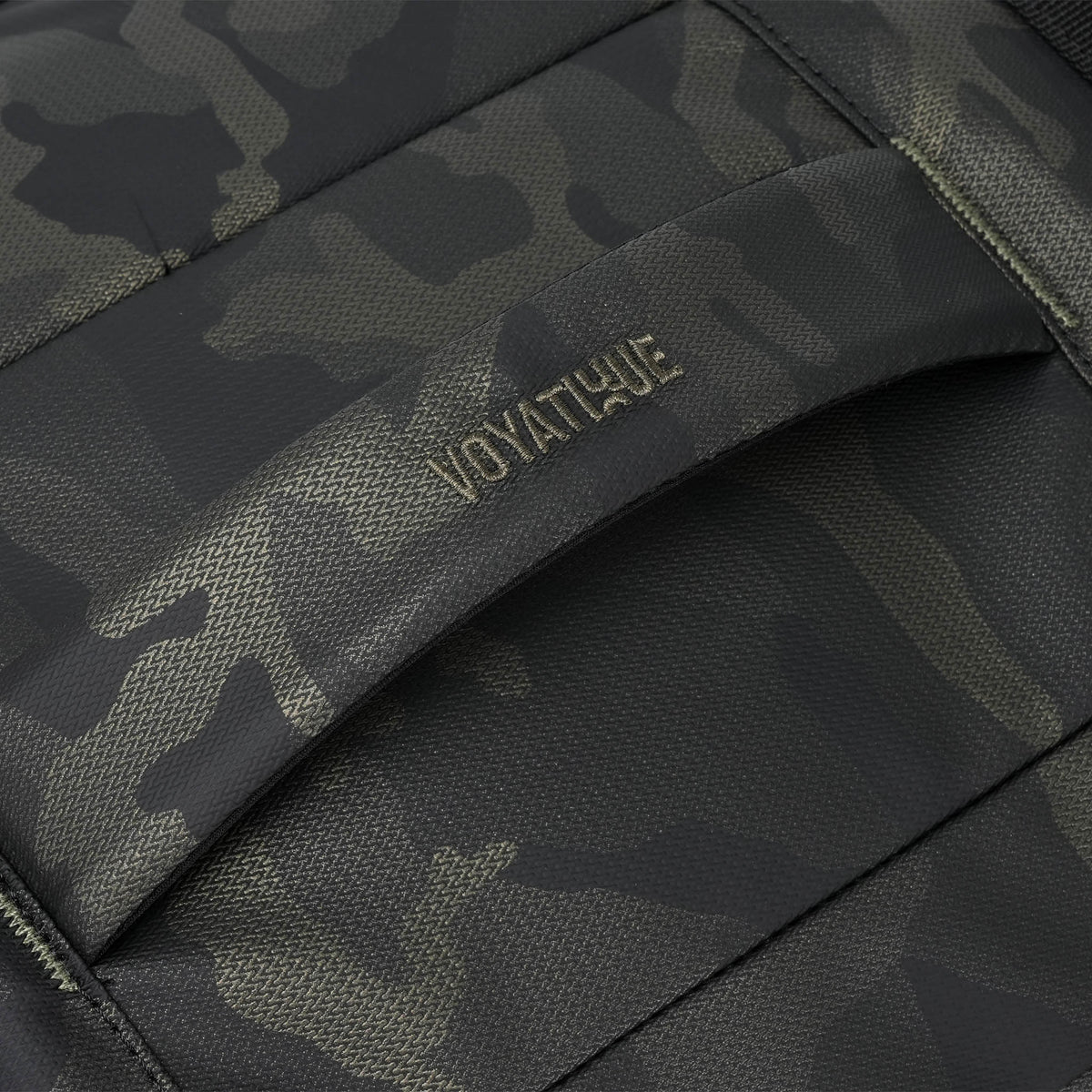 Voyatique Alpine Medium 2-Wheeled Duffle