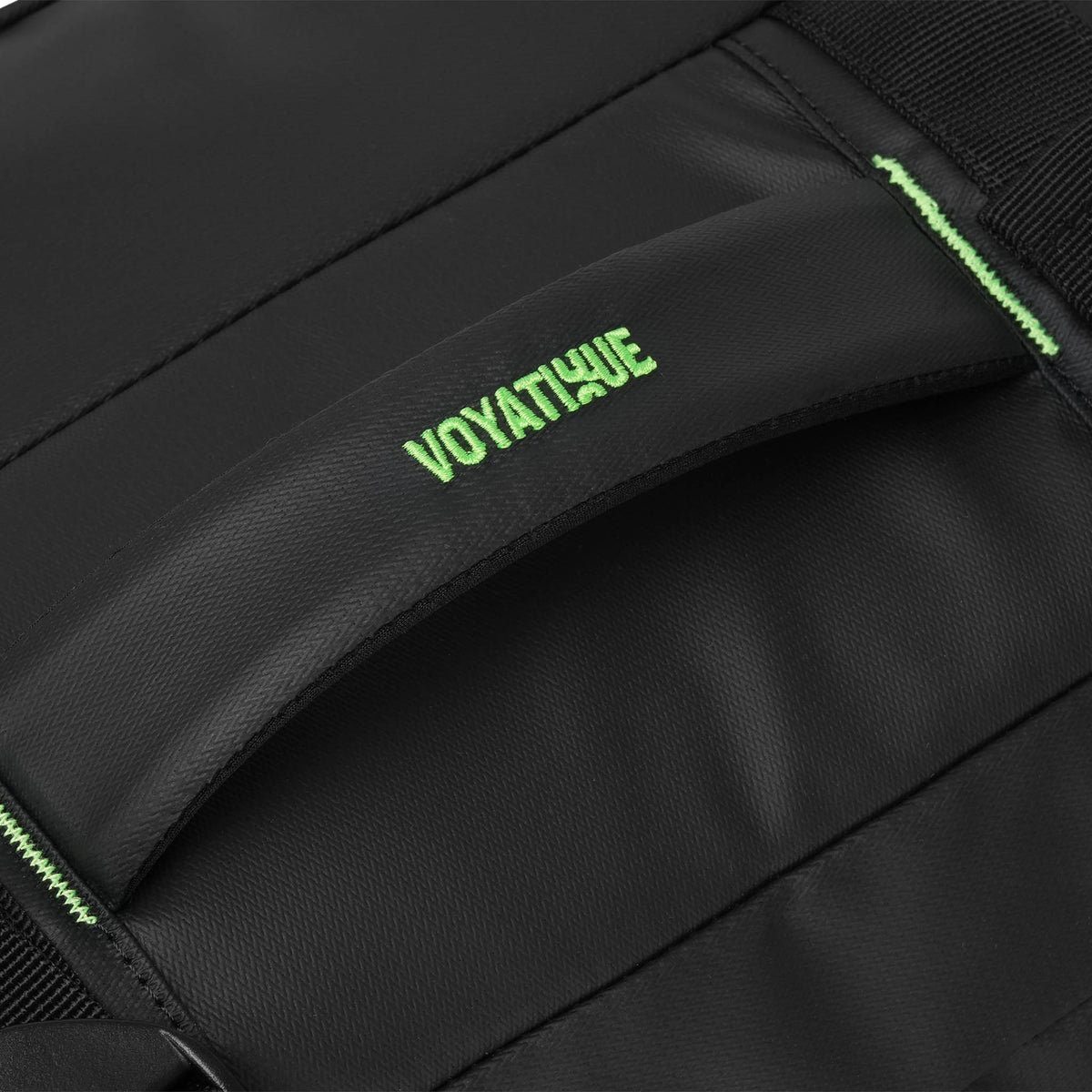 Voyatique Alpine Small 2-Wheeled Duffle