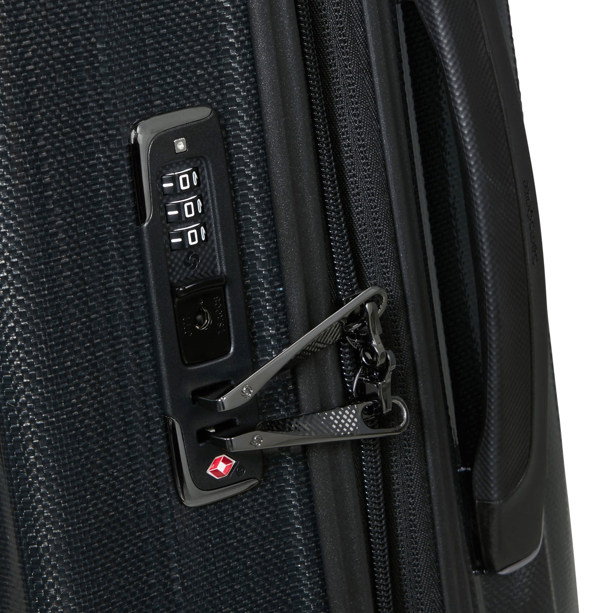 Samsonite Nexis Spinner Carry-On